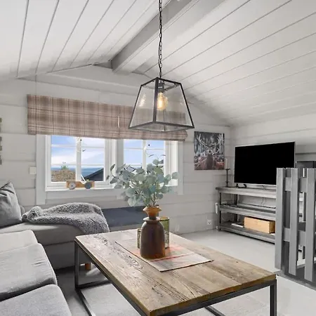 Ski-in Out Timber With Sauna * Trysil